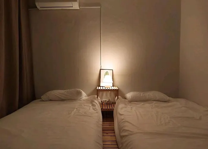 아파트 홍익대학교 2룸 4침대 1인1침대 *