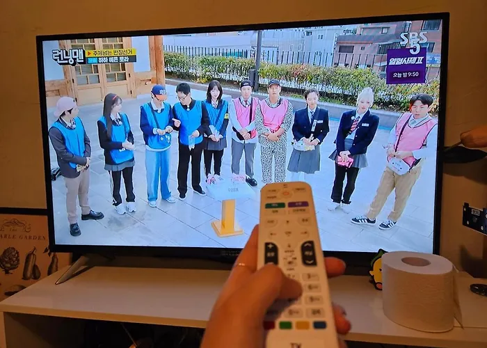 아파트 홍익대학교 2룸 4침대 1인1침대 서울특별시
