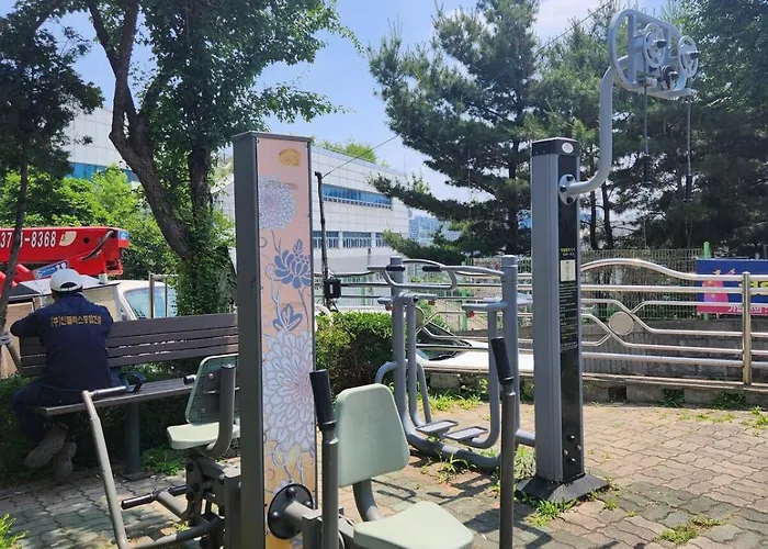 아파트 홍익대학교 2룸 4침대 1인1침대 서울특별시