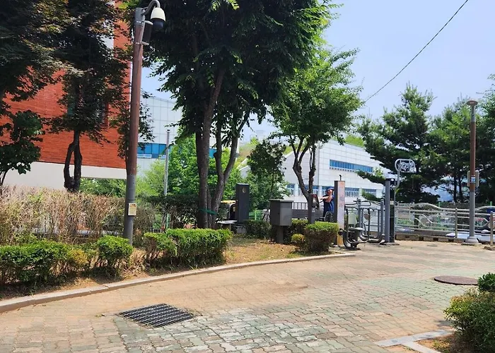 홍익대학교 2룸 4침대 1인1침대